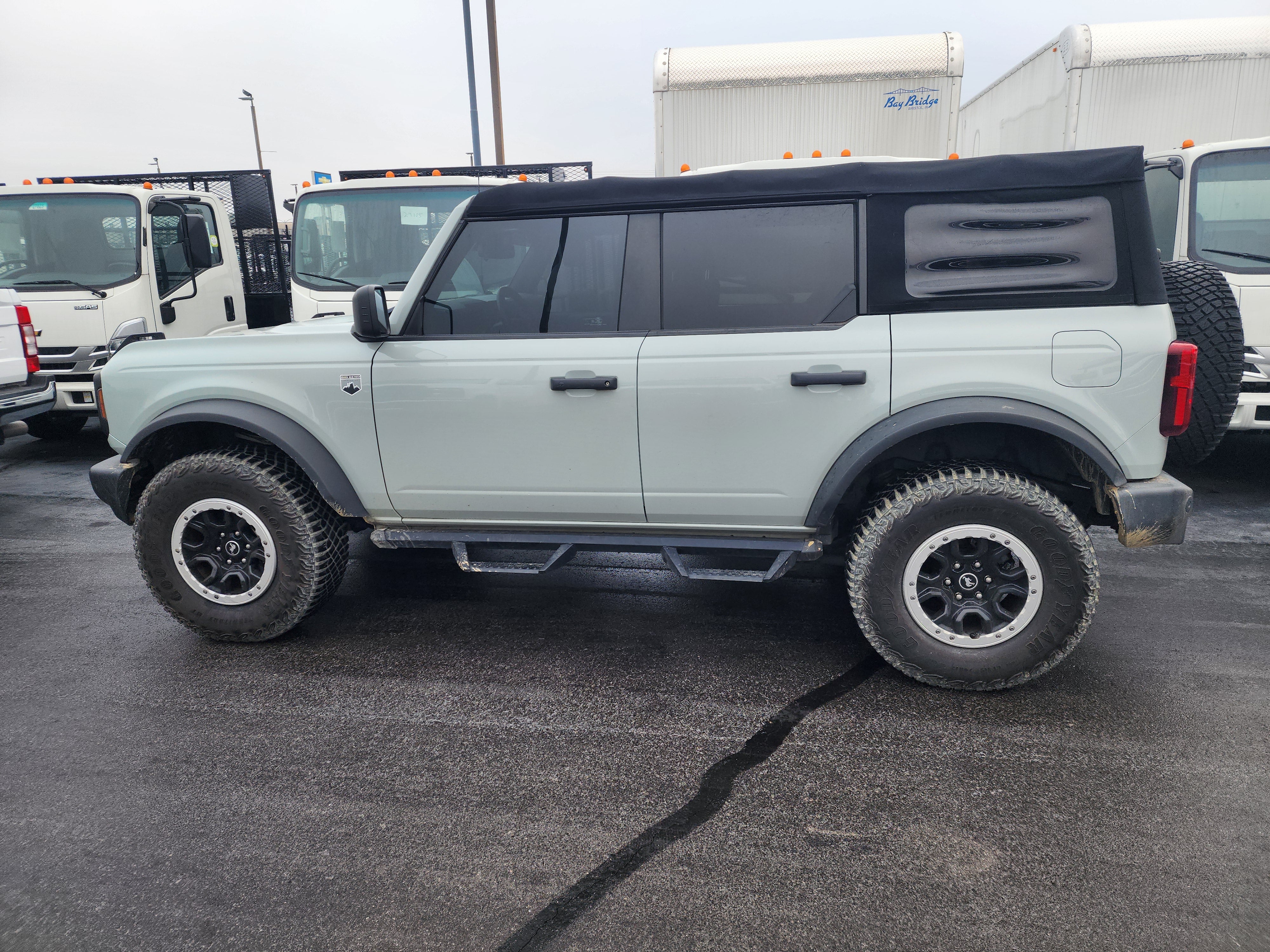 2022 Ford Bronco Base