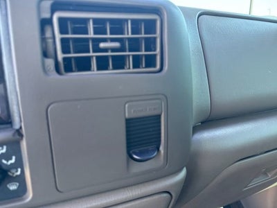 2001 Ford Super Duty F-350 SRW XL