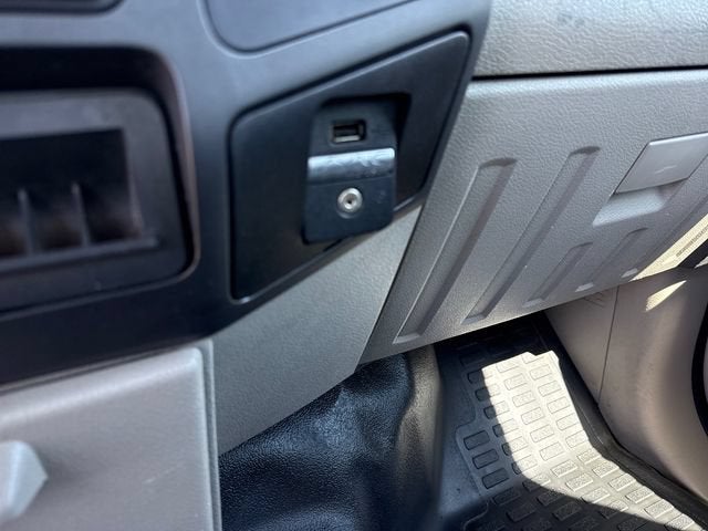 2010 Ford Super Duty F-250 SRW XL