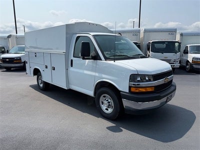 2024 Chevrolet Express Cutaway 3500 1WT