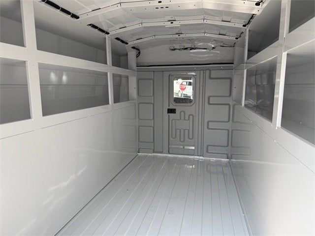 2024 Chevrolet Express Cutaway 3500 1WT