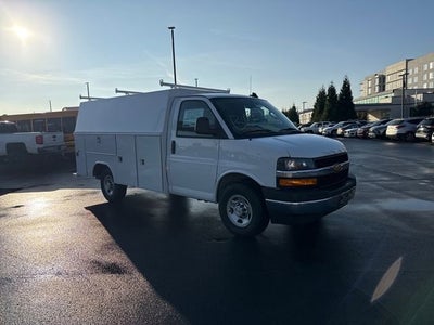 2025 Chevrolet Express Cutaway 3500 1WT