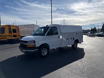 2025 Chevrolet Express Cutaway 3500 1WT