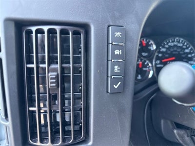 2024 Chevrolet Express Cutaway 3500 1WT