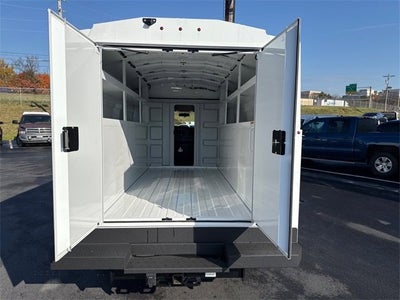 2024 Chevrolet Express Cutaway 3500 1WT