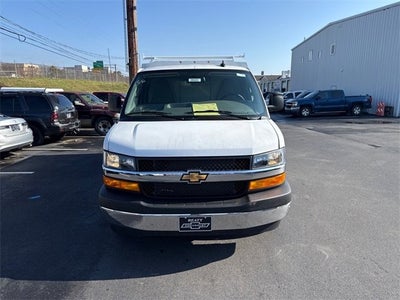 2025 Chevrolet Express Cutaway 3500 1WT