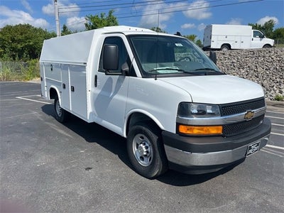 2025 Chevrolet Express Cutaway 3500 1WT
