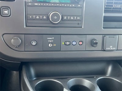 2025 Chevrolet Express Cutaway 3500 1WT