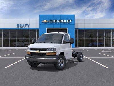 2025 Chevrolet Express Cutaway 3500 1WT