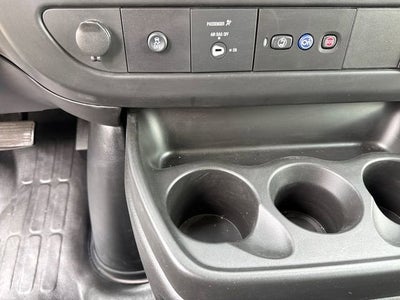 2025 Chevrolet Express Cutaway 3500 1WT