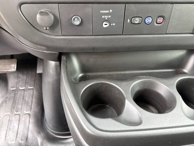 2025 Chevrolet Express Cutaway 3500 1WT