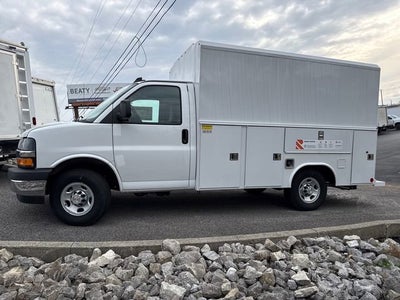 2025 Chevrolet Express Cutaway 3500 1WT