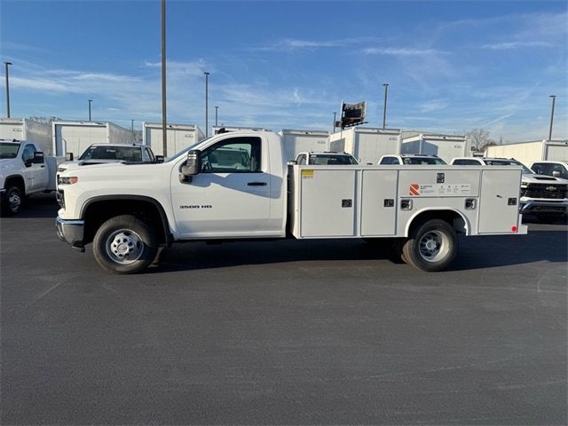 2025 Chevrolet Silverado 3500 HD Chassis Cab Work Truck