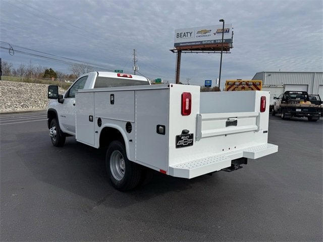 2025 Chevrolet Silverado 3500 HD Chassis Cab Work Truck