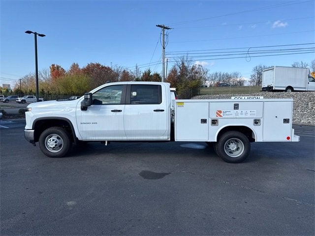 2025 Chevrolet Silverado 3500 HD Chassis Cab Work Truck