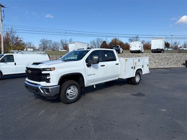 2025 Chevrolet Silverado 3500 HD Chassis Cab Work Truck