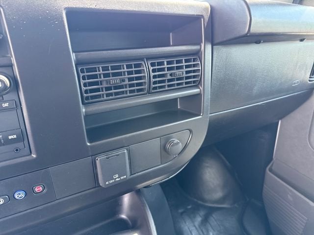 2024 Chevrolet Express Cargo 2500 WT