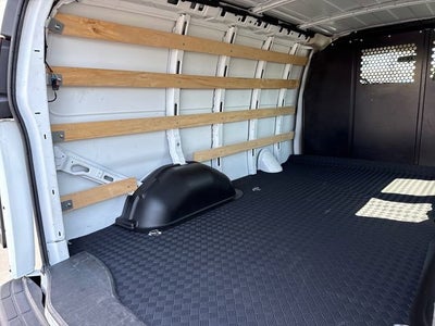 2024 Chevrolet Express Cargo 2500 WT