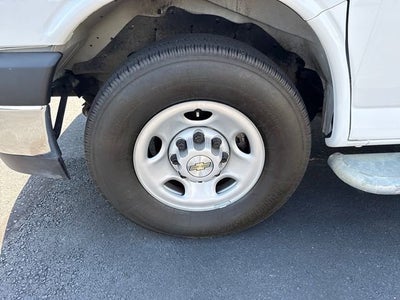 2024 Chevrolet Express Cargo 2500 WT