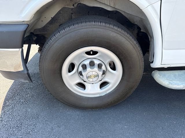 2024 Chevrolet Express Cargo 2500 WT