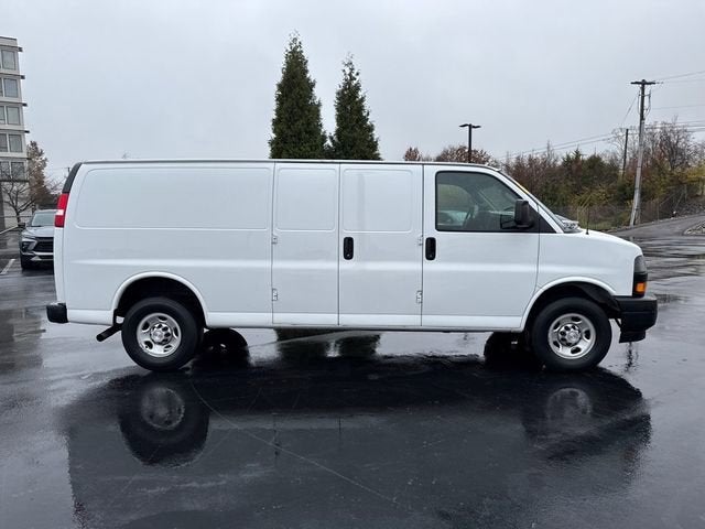 2022 Chevrolet Express Cargo 2500 WT