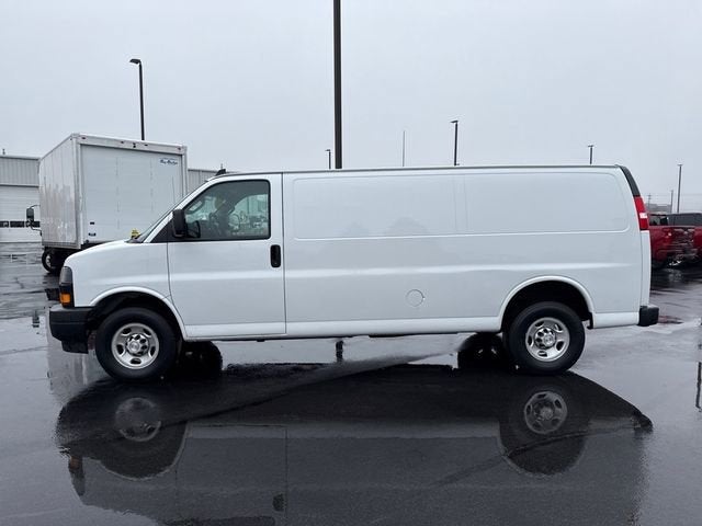 2022 Chevrolet Express Cargo 2500 WT