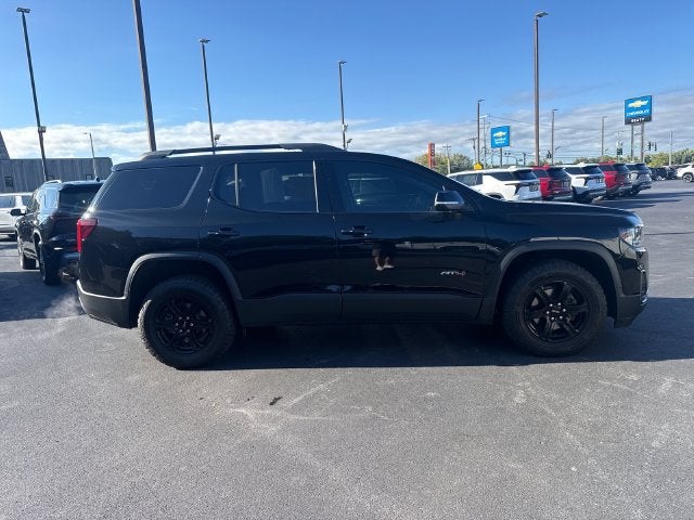 2023 GMC Acadia AT4