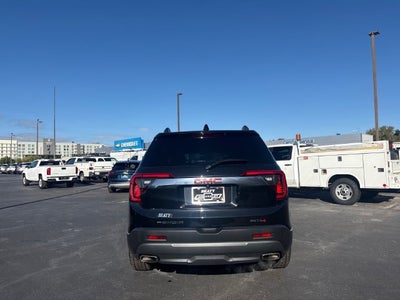 2023 GMC Acadia AT4