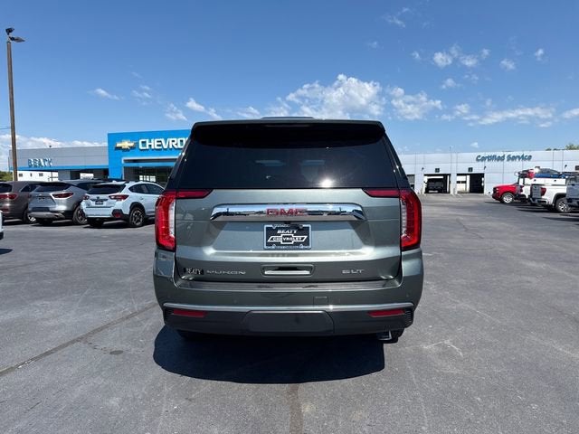 2023 GMC Yukon SLT