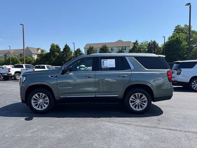 2023 GMC Yukon SLT