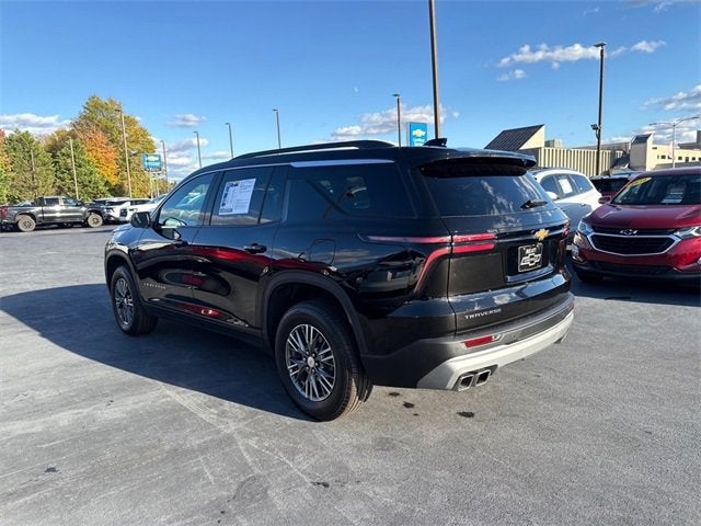 2025 Chevrolet Traverse LT