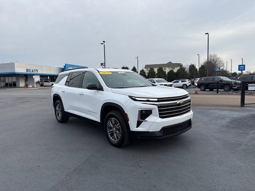 2025 Chevrolet Traverse LT