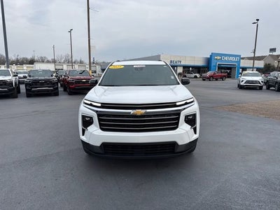 2025 Chevrolet Traverse LT