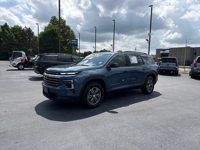 2025 Chevrolet Traverse LT
