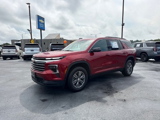 2025 Chevrolet Traverse LT
