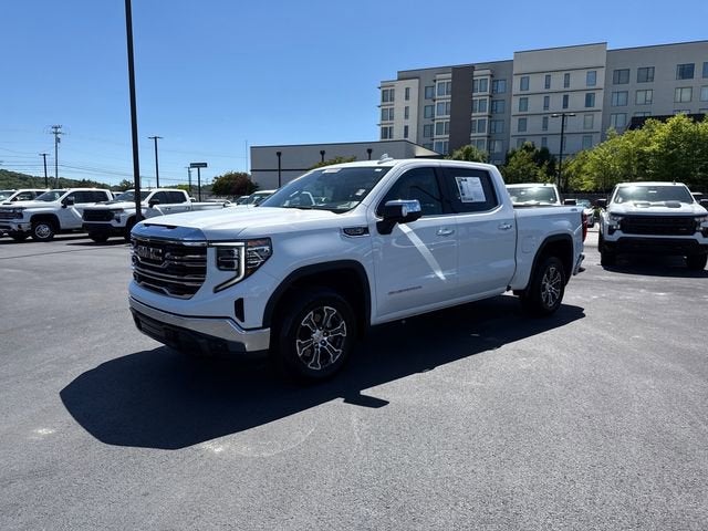 2025 GMC Sierra 1500 SLT
