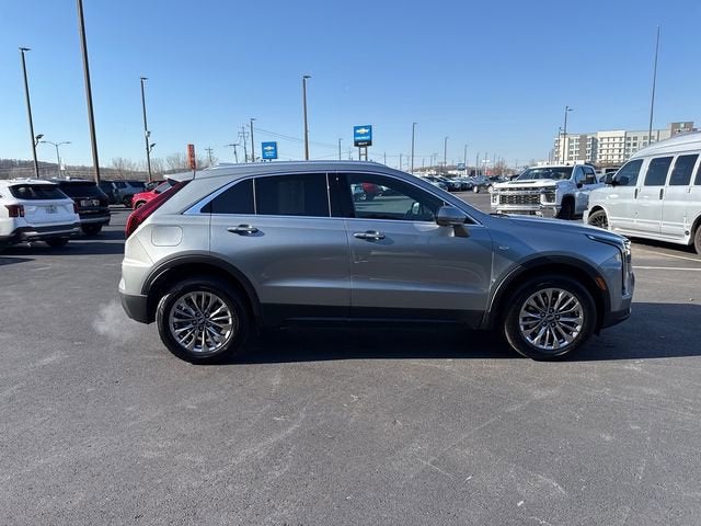 2025 Cadillac XT4 Premium Luxury