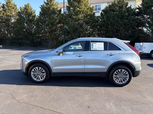 2025 Cadillac XT4 Premium Luxury