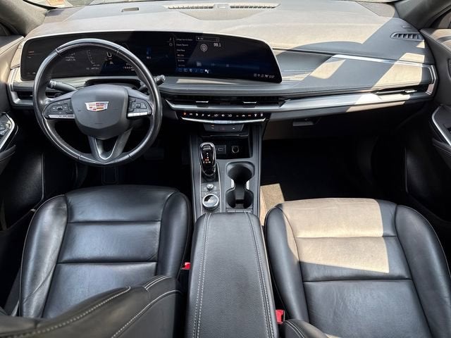 2024 Cadillac XT4 Premium Luxury