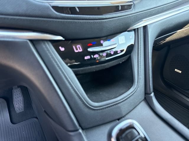 2017 Cadillac XT5 Luxury AWD