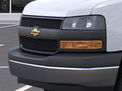 2026 Chevrolet Express Cutaway 3500 1WT