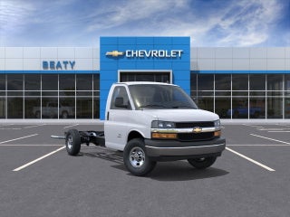 2025 Chevrolet Express Cutaway 3500 1WT