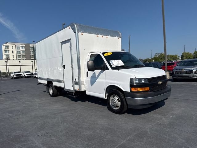 2023 Chevrolet Express Cutaway 3500 1WT