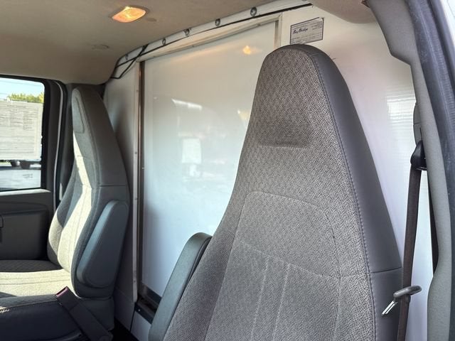 2023 Chevrolet Express Cutaway 3500 1WT