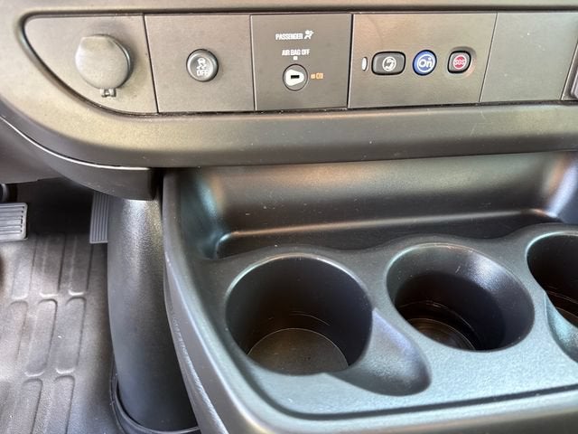 2023 Chevrolet Express Cutaway 3500 1WT