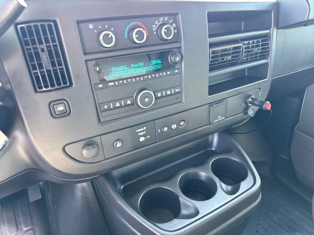 2023 Chevrolet Express Cutaway 3500 1WT