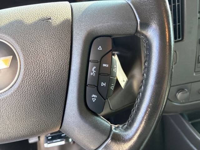 2023 Chevrolet Express Cutaway 3500 1WT