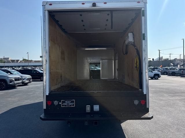 2023 Chevrolet Express Cutaway 3500 1WT