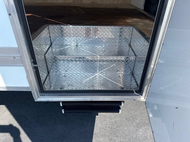 2023 Chevrolet Express Cutaway 3500 1WT