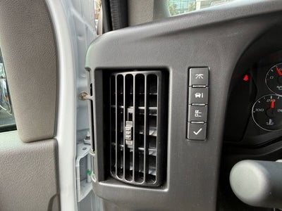 2025 Chevrolet Express Cutaway 3500 1WT